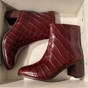 New Ralph Lauren Dark Mahogany Heeled Boots, Women's 7, NWT